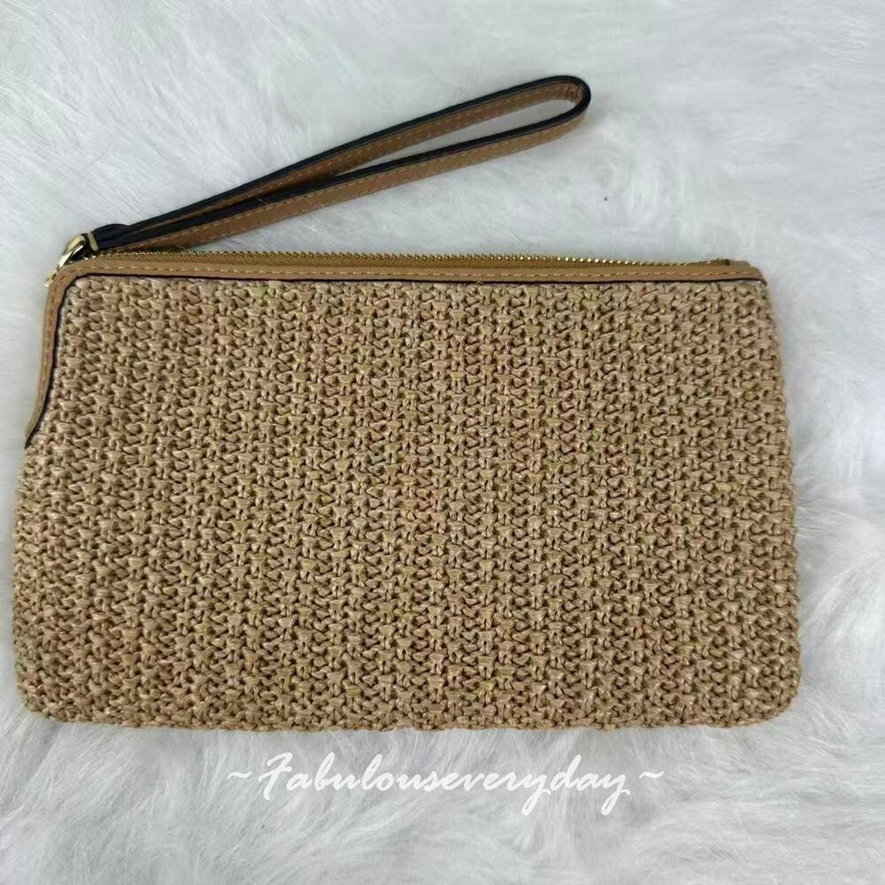 Coach Large Corner Zip Wristlet CEF69 Gold/Toast Straw Leather NWT - Picture 2 of 5